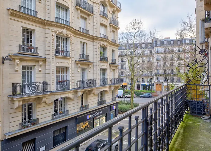 Parisian Elegance - Luxury In Daumesnil Apartment *